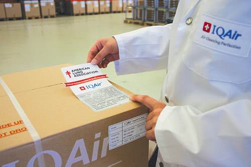 Final packaging of a room air purifier.